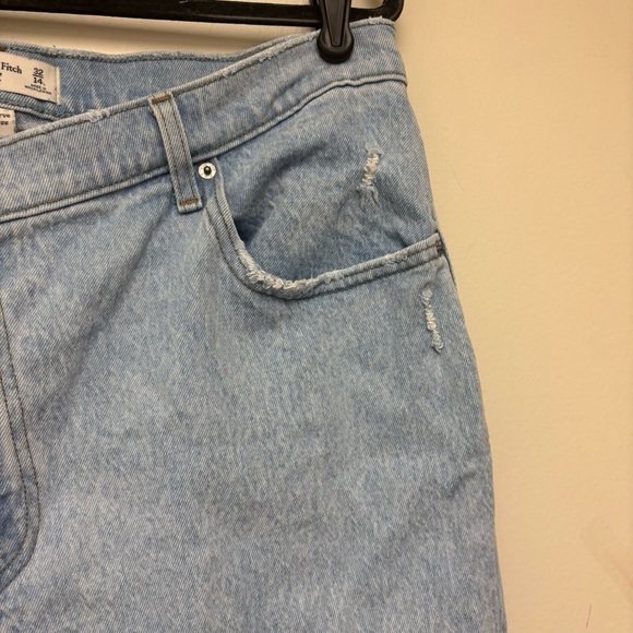 Abercrombie & Fitch Curve Love Ultra High Rise 90’s Straight Jeans Criss Cross - Picture 5 of 12